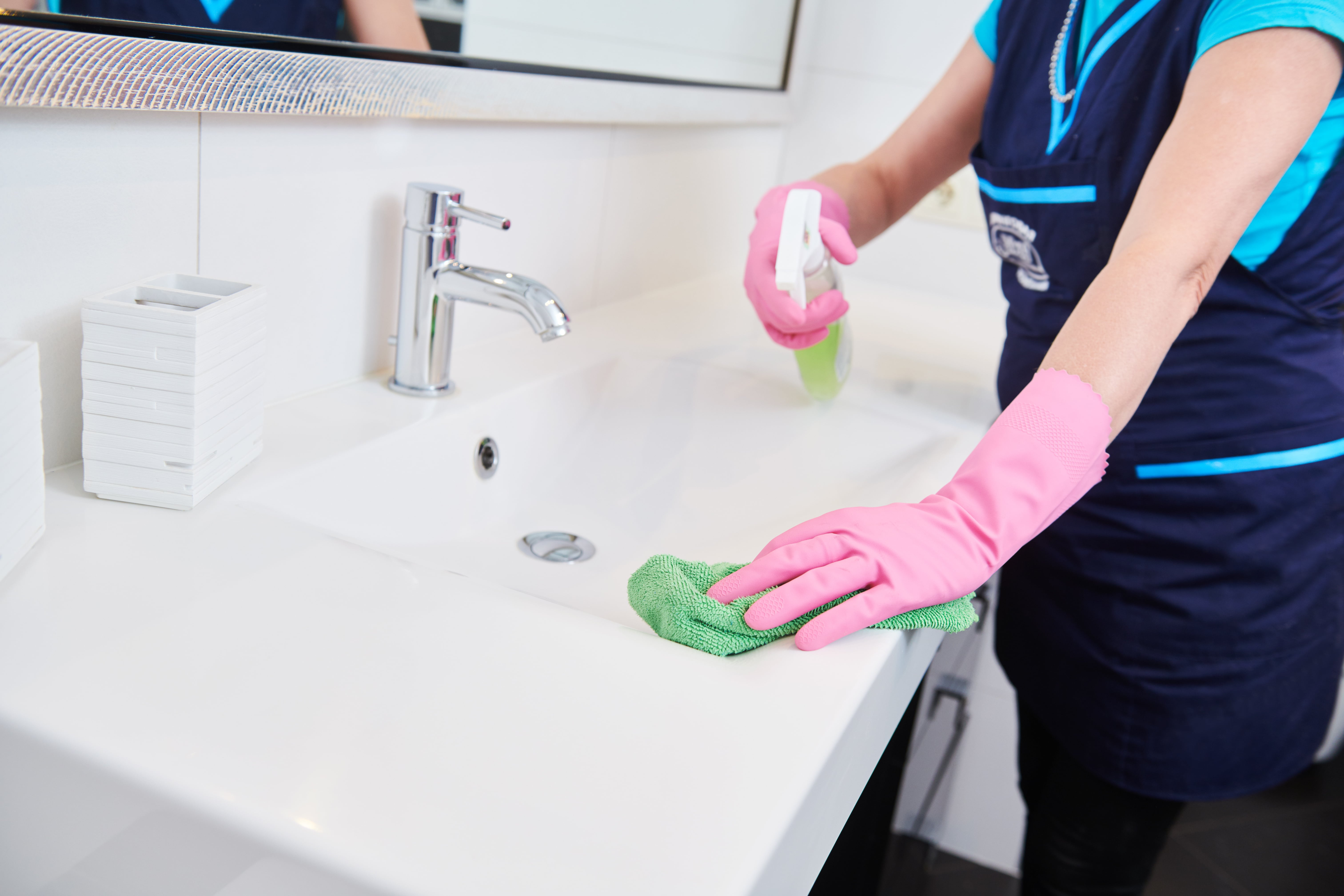 Dieptereiniging sanitair: zo pak je het grondig aan